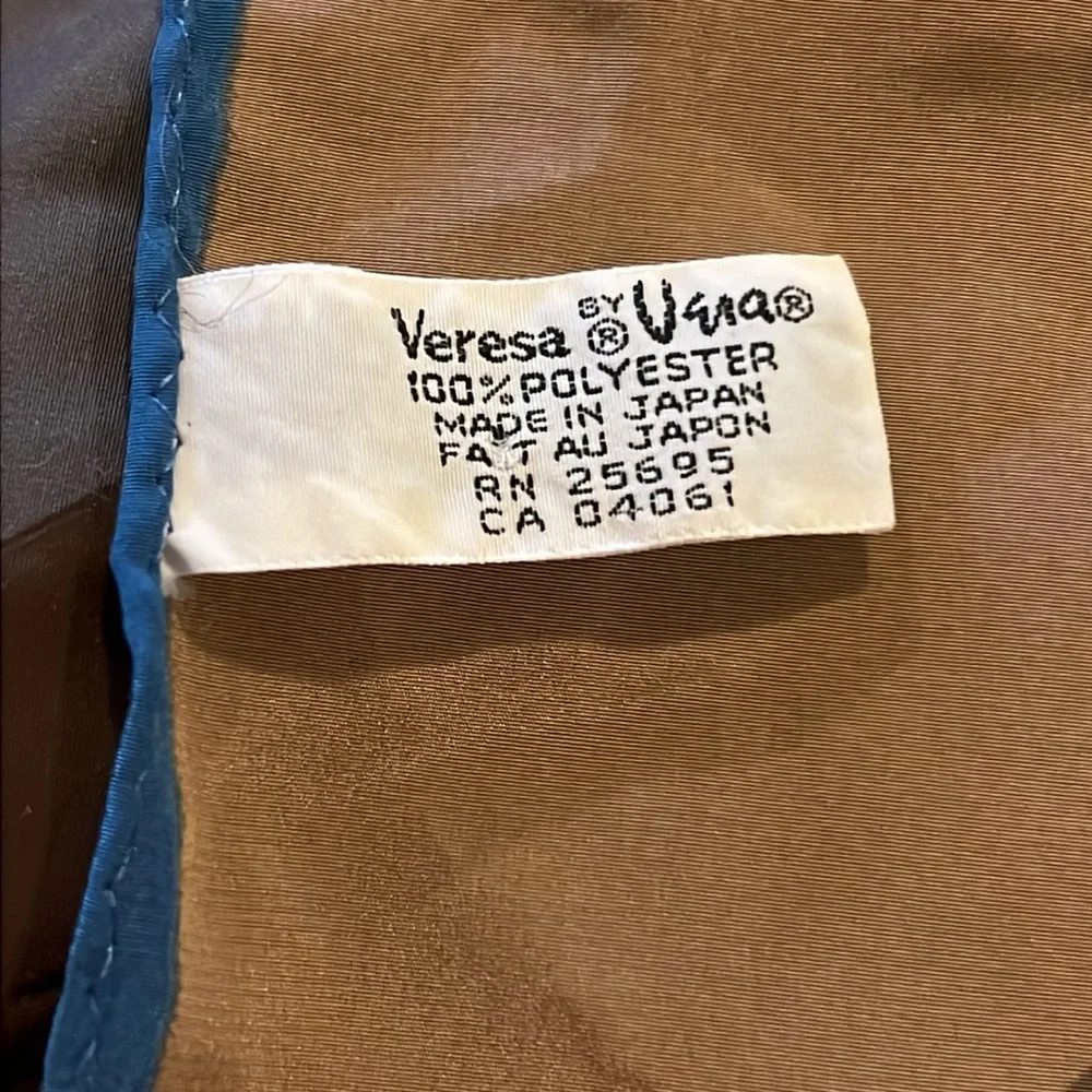 Vintage Veresa by Vera Neumann abstract scarf Japan 27”